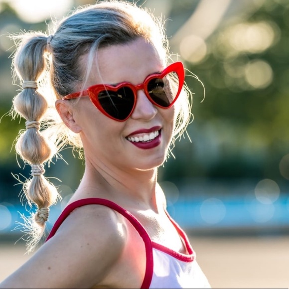 Pink Heart Pink Lens Sunglasses 💖 Brand New Never Worn Still In Plastic💖 - Picture 4 of 7